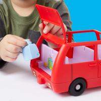 HASBRO - Prasátko Peppa Pig velké rodinné auto
