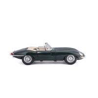 Bburago 1:18 Jaguar "E" Cabriolet (1961) Green