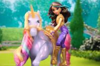 UNICORN ACADEMY SVĚTELNÝ JEDNOROŽEC A FIGURKA 11 CM SOPHIA & WILDSTAR