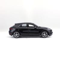 Bburago 1:24 Plus Porsche Macan Black