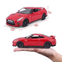 Bburago 1:24 Plus Nissan GT-R Red