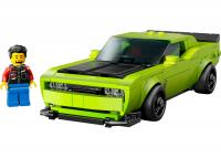 Sportovní auto Dodge Challenger SRT Hellcat