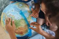 Interaktivní Glóbus CZ - 32 cm, 3D Reliéf, LED, Noční země (AG-3215)