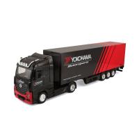 Bburago 1:43 MB Actros Gigaspace / Trailer - Yokohama