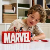 Logo MARVEL a minifigurky