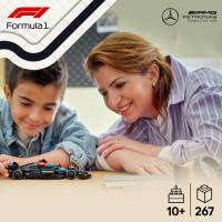 Pretekárske auto Mercedes-AMG F1® W15