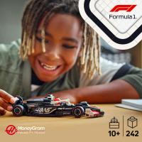 Pretekárske auto MoneyGram Haas F1® Team VF-24