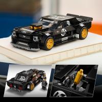 Blockův '65 Ford Mustang Hoonicorn V1
