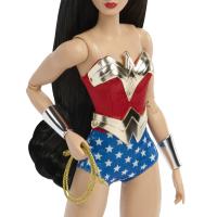 Barbie SIGNATURE WONDER WOMAN