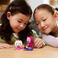 Gabi a jej mačací kamaráti z kociek