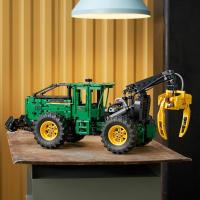 Lesní traktor John Deere 948L-II