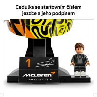 Helma Lando Norris z týmu McLaren Mastercard F1®