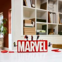 Logo MARVEL a minifigurky