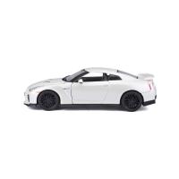 Bburago 1:24 Plus Nissan GT-R Metallic White