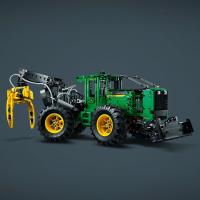 Lesní traktor John Deere 948L-II