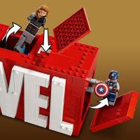 Logo MARVEL a minifigurky