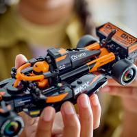 Pretekárske auto McLaren F1® Team MCL38