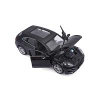 Bburago 1:24 Plus Porsche Macan Black