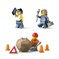 Výkonné záchranné odťahové vozidlo so žeriavom