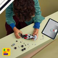 Závodní auto Audi Revolut F1® Team R26